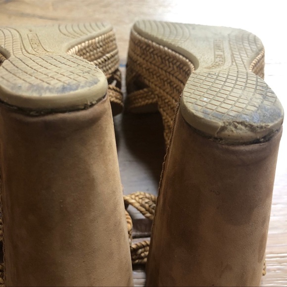 STUART WEITZMAN Rein Braided Tan Wedge Sandalssz 8.5 price firm! - Picture 11 of 11